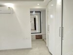 3 BHK + Servant Room 3500 Sq.Ft. Builder Floor in Auram Floor