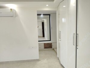 3 BHK Builder Floor For Rent in Auram Floor, South City 2