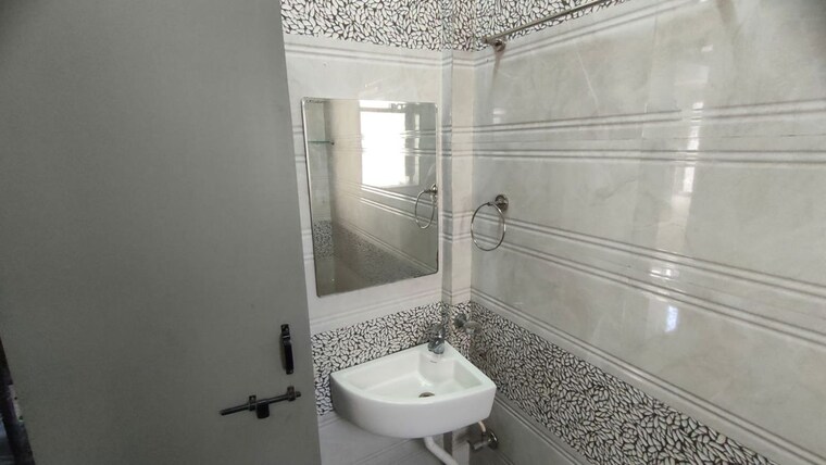 Bathroom, maharshi nagar 1 Bedroom 600 Sq.Ft. Apartment In Maharshi Nagar Pune 10484027