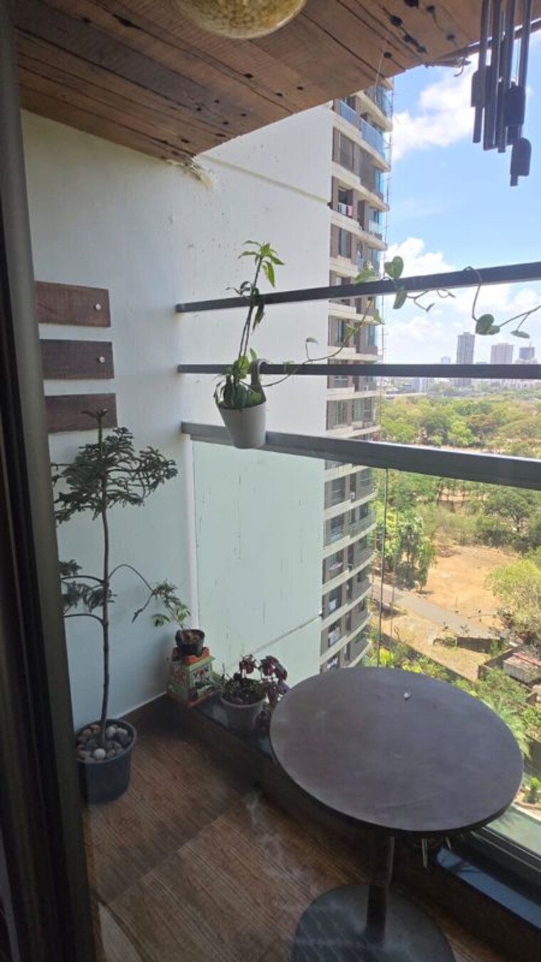 Balcony, kalpataru-avenue 2 Bedroom 846 Sq.Ft. Apartment In Kandivali East Mumbai 10484031