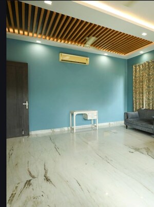 Bedroom in 4 BHK Villa at Nirvana Country Birch Court, Sector 50 – for Rent
