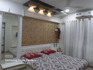 Bedroom in 2 BHK Apartment at Asthavinayak CHS Malad West, Malad West – for Rent