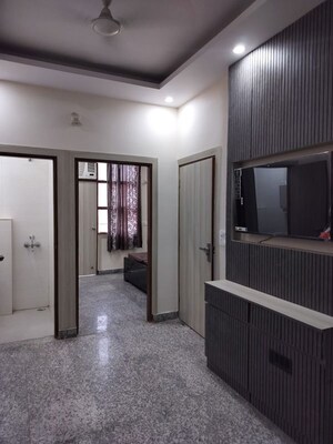 Room in 2 BHK Builder Floor at Sector 47 – for Rent