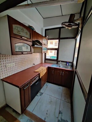 Kitchen in 2 BHK Builder Floor at Sector 47 – for Rent