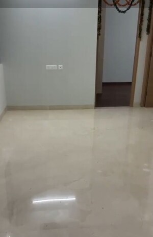 Room in 3.5 BHK Apartment at SKA Orion, Sector 143b – for Sale