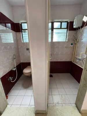 Team Area in 1 BHK Apartment at Silver Arch Eden woods, Andheri West – for Rent