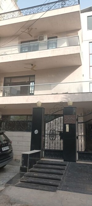 2 BHK Builder Floor – Exterior View View at Sector 47 - for Rent