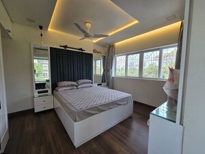 1 BHK Apartment For Rent in Nahars Everest, Versova