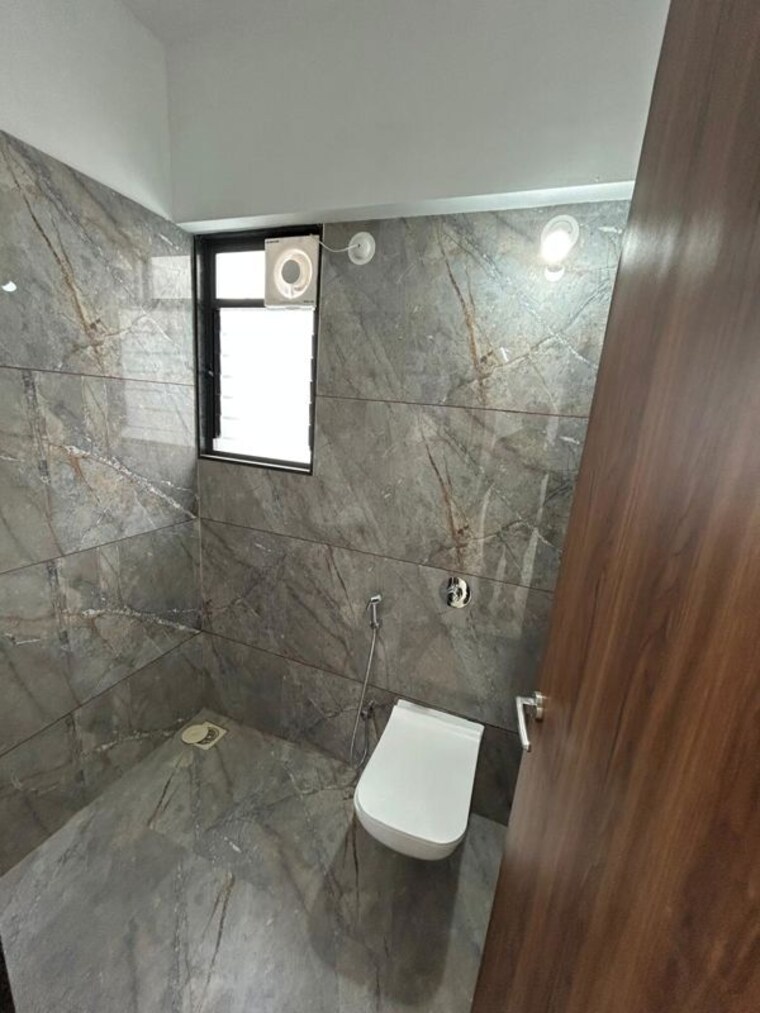Bathroom, salarpuria-h-and-m-royal 2 Bedroom 1100 Sq.Ft. Apartment In Kondhwa Pune 10484168