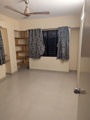 Room in 2 BHK Apartment at Mutha Hermes Drome Phase I, Viman Nagar – for Sale