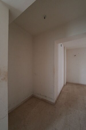 Room in 3 BHK Apartment at Ellisbridge – for Sale
