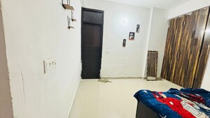 Furnished Amenities in 3 BHK Apartment at Kbnows Apartment, Sector 16 Greater Noida – for Rent