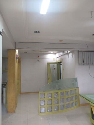 Living Room in 2 BHK Apartment at Shaniwar Peth – for Rent