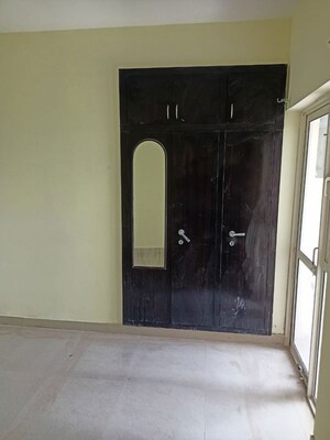 Furnished Amenities in 2 BHK Apartment at Jaypee Greens AMAN II, Sector 151 – for Sale