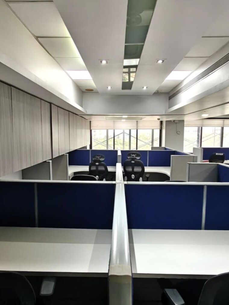 Team Area, bandra kurla complex Commercial Office Space 2390 Sq.Ft. In Bandra Kurla Complex Mumbai 10484266