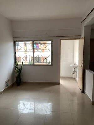 Room in 3 BHK Apartment at Morabadi – for Rent