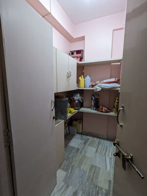 Team Area in 3 BHK Apartment at Morabadi – for Rent