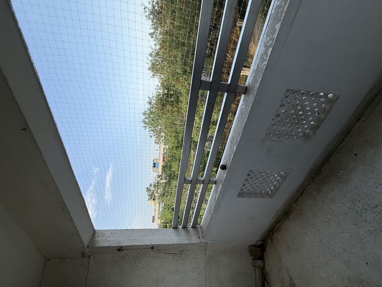Balcony, ardee-city-palm-grove-heights 2 Bedroom 1200 Sq.Ft. Apartment In Sector 52 Gurgaon 10484298