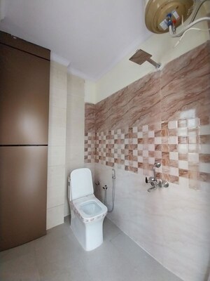 Bathroom in  Pg at Sector 31 – for Rent