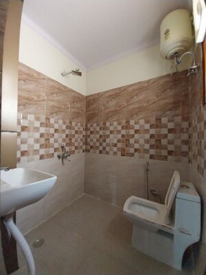 Bathroom in  Pg at Sector 31 – for Rent