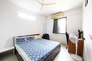 Bedroom in 3.5 BHK Apartment at Ellisbridge – for Sale
