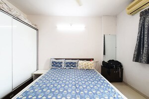 Bedroom in 3.5 BHK Apartment at Ellisbridge – for Sale