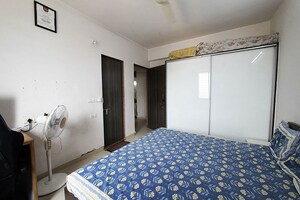 Bedroom in 3.5 BHK Apartment at Ellisbridge – for Sale