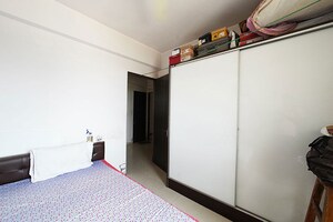 Bedroom in 3.5 BHK Apartment at Ellisbridge – for Sale