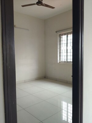 Room in  Office Space at Kondapur – for Rent