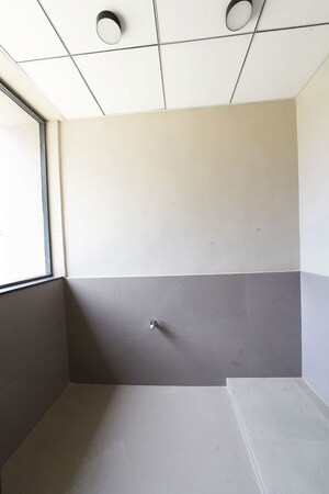 Furnished Amenities in 3 BHK Apartment at Ellisbridge – for Sale