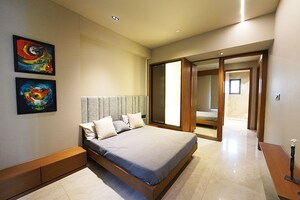 Bedroom in 3 BHK Apartment at Ellisbridge – for Sale