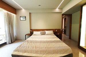 Bedroom in 3 BHK Apartment at Ellisbridge – for Sale