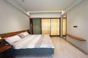 Bedroom in 3 BHK Apartment at Ellisbridge – for Sale