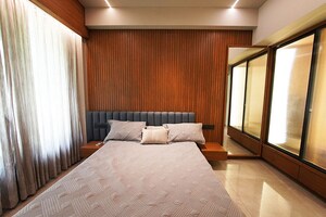 Bedroom in 3 BHK Apartment at Ellisbridge – for Sale