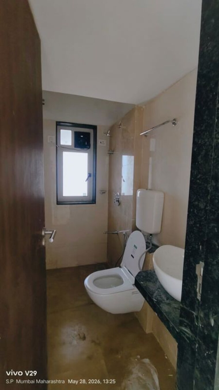 Bathroom, bhabat Pg For Boys & Girls In Bhabat 10484429