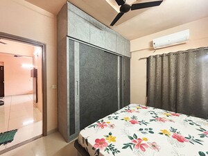 Bedroom in 2 BHK Apartment at Ellisbridge – for Sale