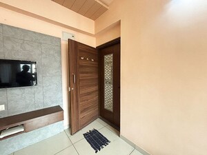 Room in 2 BHK Apartment at Ellisbridge – for Sale