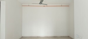Master Bedroom in 2 BHK Apartment at Kalpataru Elitus, Mulund West – for Sale