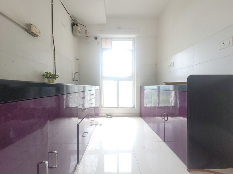 Kitchen, godrej-emerald 1.5 Bedroom 700 Sq.Ft. Apartment In Ghodbunder Road Thane 10484421