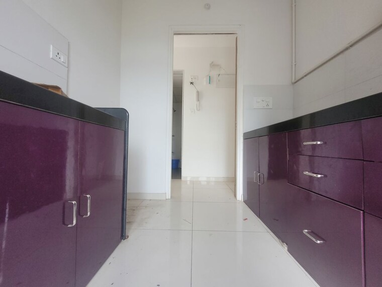 Kitchen, godrej-emerald 1.5 Bedroom 700 Sq.Ft. Apartment In Ghodbunder Road Thane 10484421
