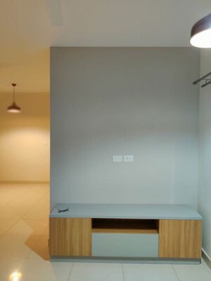 Room in  Apartment at Shriram Luxor, Hennur Road – for Rent