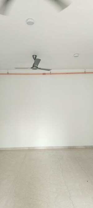 Master Bedroom in 2 BHK Apartment at Kalpataru Elitus, Mulund West – for Rent