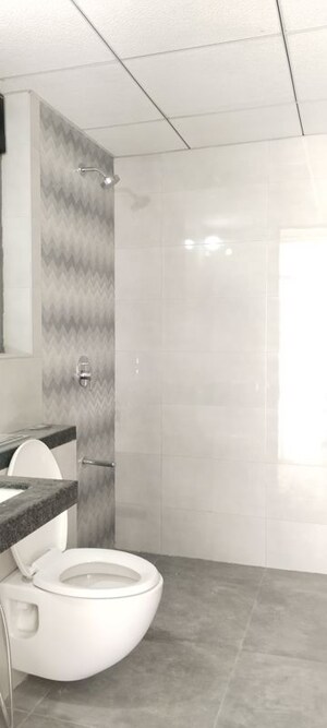 Bathroom in 2 BHK Apartment at Kalpataru Elitus, Mulund West – for Rent