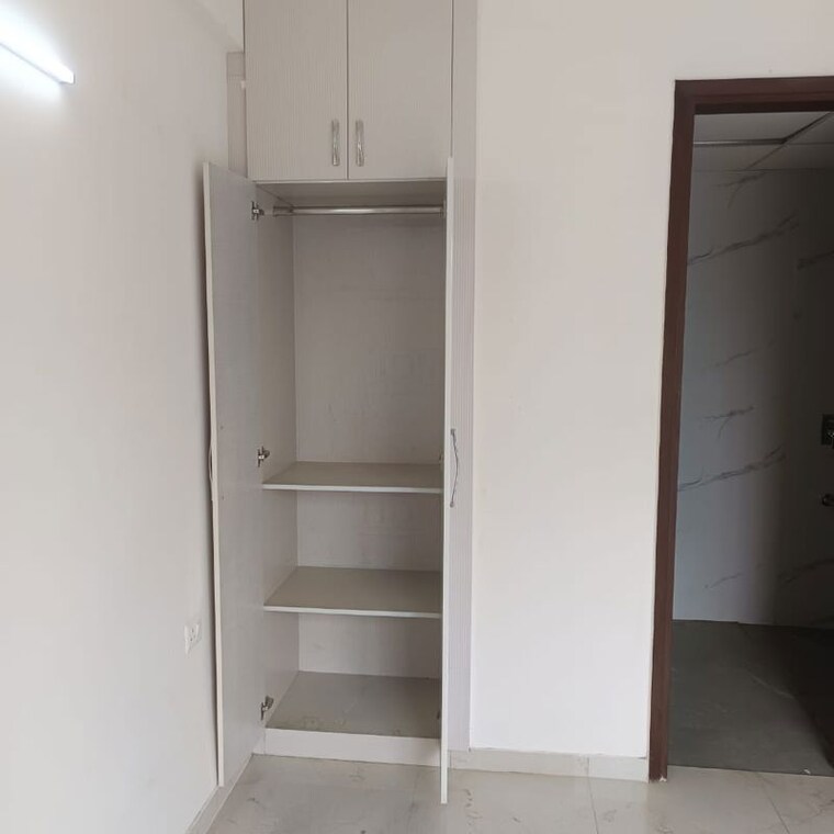 Room, signature-global-the-millennia 2 Bedroom 812 Sq.Ft. Apartment In Sector 37d Gurgaon 10484495