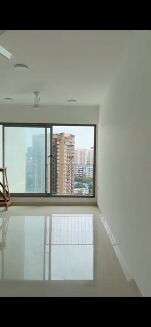 Room in 2 BHK Apartment at Sunteck City Avenue 4, Goregaon West – for Sale