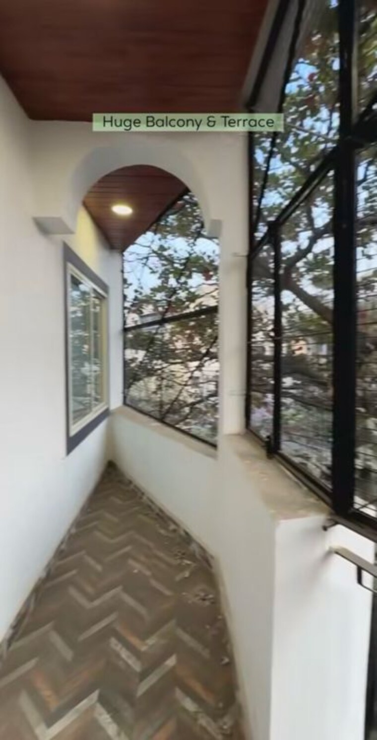 Balcony, saket nagar 3 Bedroom 900 Sq.Ft. Apartment In Saket Nagar Indore 10484549