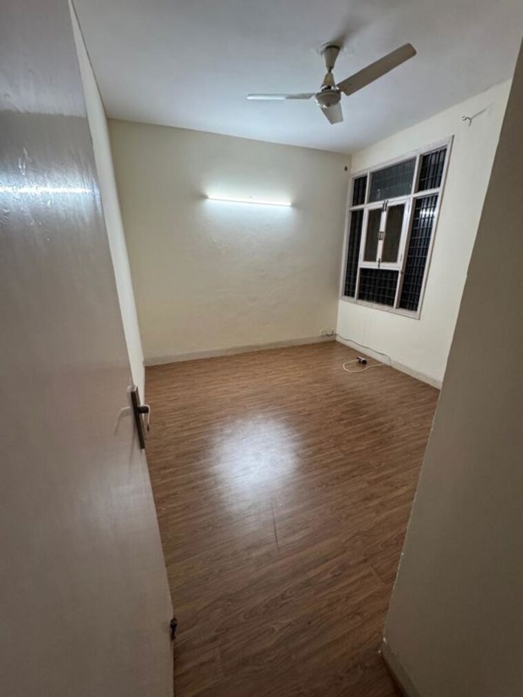 Room, unitech-residency-greens 2 Bedroom 160 Sq.Ft. Builder Floor In Sector 46 Gurgaon 10484544