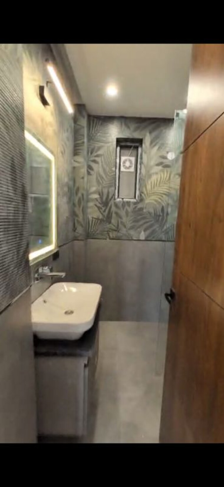 Bathroom, bptp-district-3 3 Bedroom 1620 Sq.Ft. Builder Floor In Sector 85 Faridabad 10484580