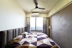 Bedroom in 2 BHK Apartment at Ellisbridge – for Sale