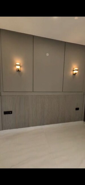 Bathroom in 3 BHK Builder Floor at BPTP District Phase 2, Sector 84 – for Rent
